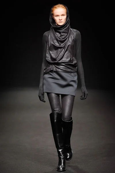 Look 26